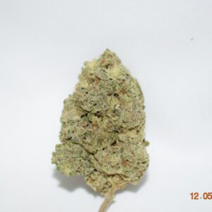 Lemon Sour Diesel Sativa Dominant Hybrid AAAA