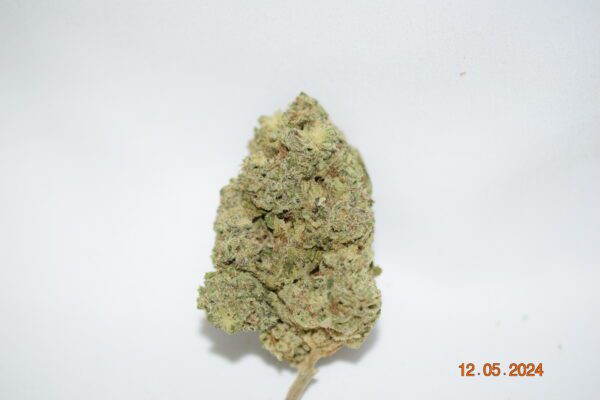 Lemon Sour Diesel Sativa Dominant Hybrid AAAA