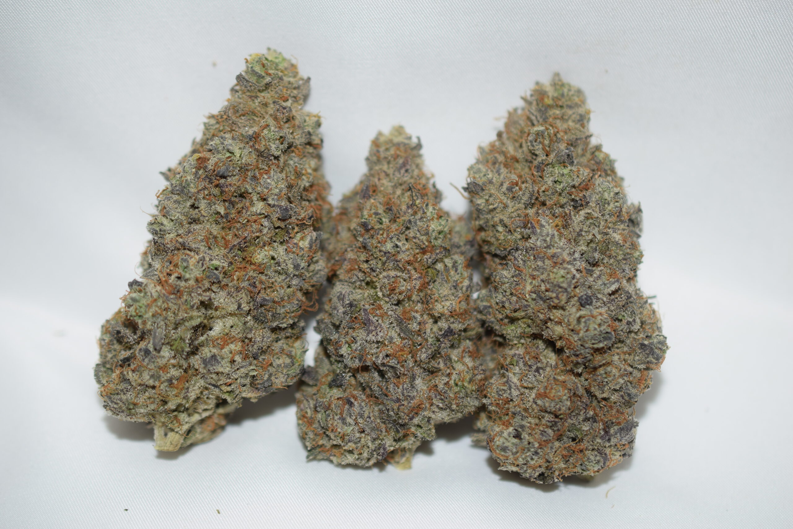 Noir Damiant Indica Dominant Hybrid AAAA+